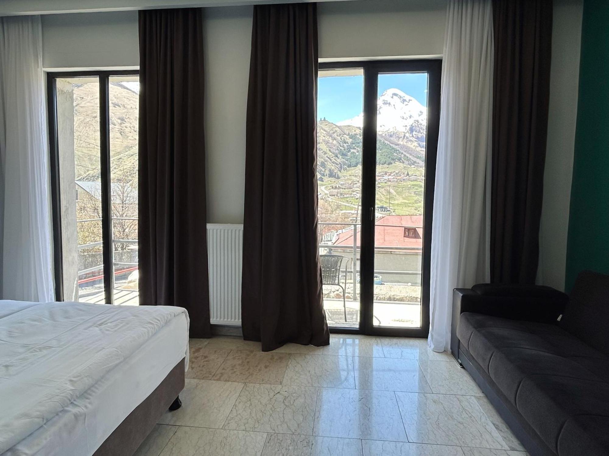 Shushabandi Kazbegi Ξενοδοχείο Εξωτερικό φωτογραφία